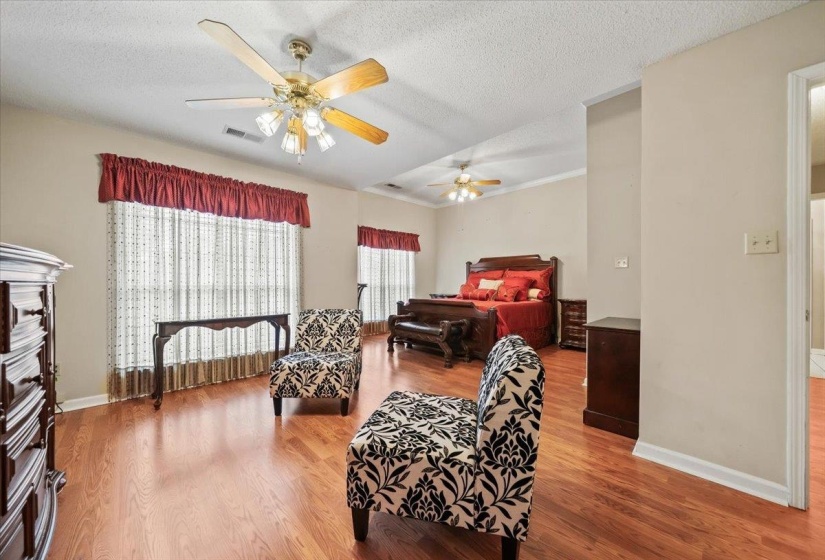 1320 WOLF LAIR DR, Collierville, Tennessee 38017, 4 Bedrooms Bedrooms, 9 Rooms Rooms,3 BathroomsBathrooms,Residential,For Sale,WOLF LAIR,10220545