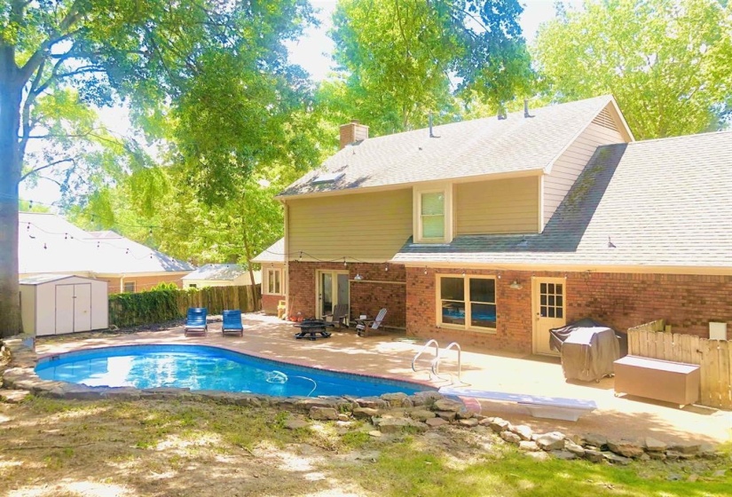 8861 WALNUT RIDGE LOOP, Memphis, Tennessee 38018, 4 Bedroom Bedrooms, 8 Room Rooms,2.1 BathroomBathrooms,Residential,For Sale,WALNUT RIDGE,0,10220564