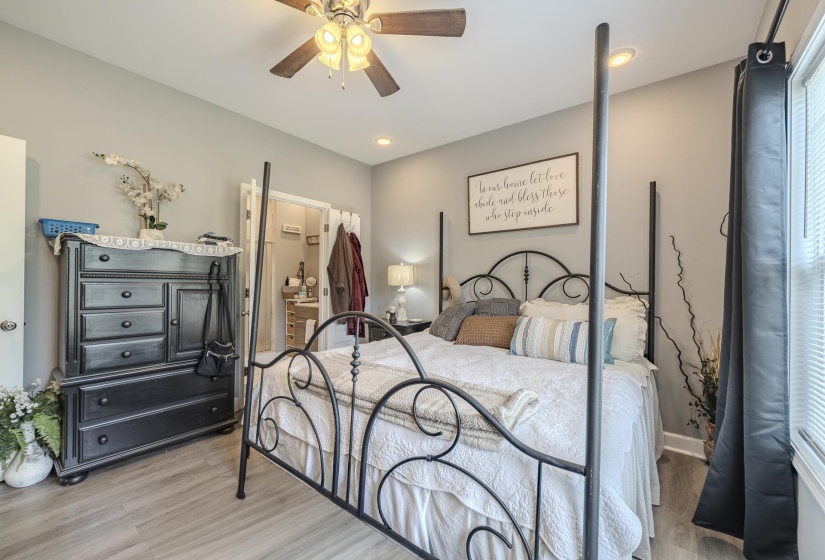 525 PATTERSON RD, Savannah, Tennessee 38372, 3 Bedroom Bedrooms, 6 Room Rooms,2 BathroomBathrooms,Residential,For Sale,PATTERSON,0,10220585