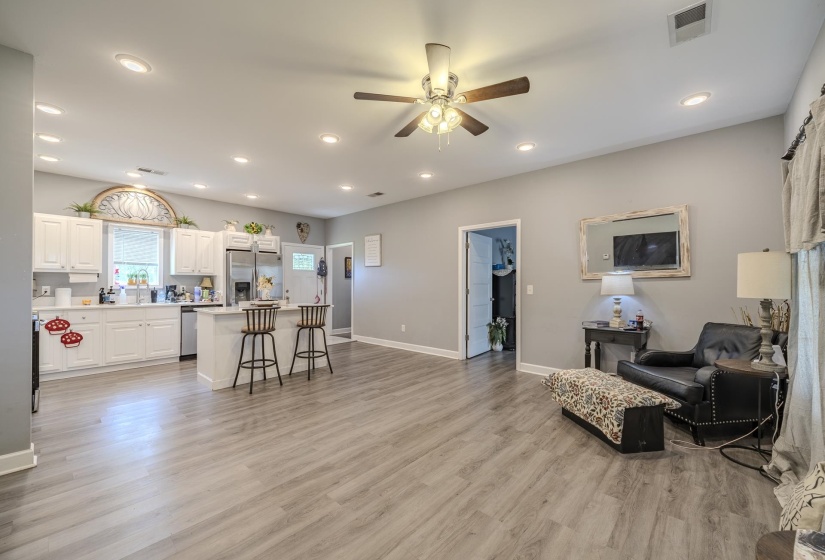 525 PATTERSON RD, Savannah, Tennessee 38372, 3 Bedroom Bedrooms, 6 Room Rooms,2 BathroomBathrooms,Residential,For Sale,PATTERSON,0,10220585