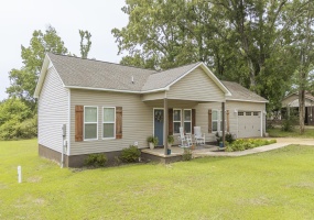 525 PATTERSON RD, Savannah, Tennessee 38372, 3 Bedroom Bedrooms, 6 Room Rooms,2 BathroomBathrooms,Residential,For Sale,PATTERSON,0,10220585