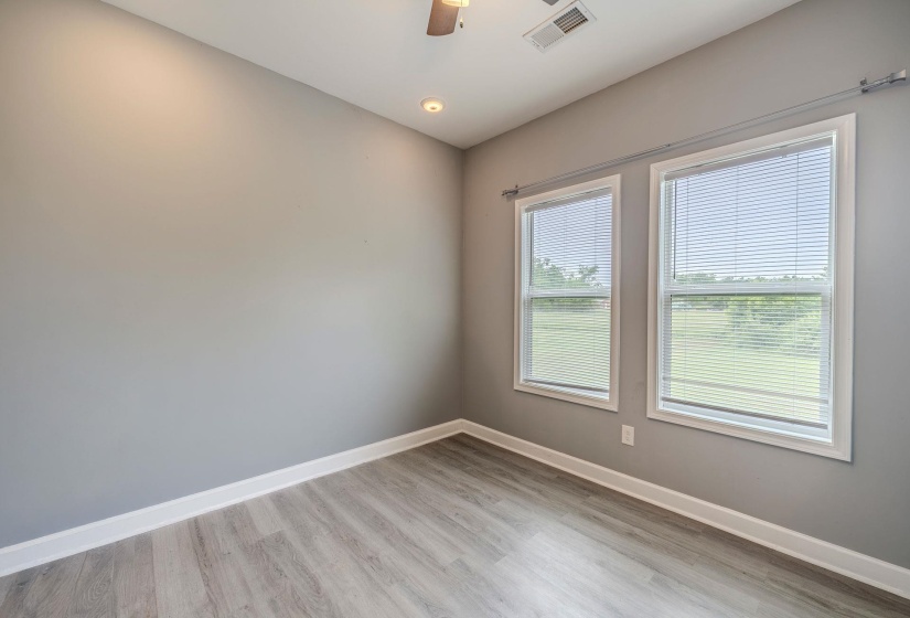 525 PATTERSON RD, Savannah, Tennessee 38372, 3 Bedroom Bedrooms, 6 Room Rooms,2 BathroomBathrooms,Residential,For Sale,PATTERSON,0,10220585