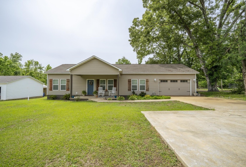 525 PATTERSON RD, Savannah, Tennessee 38372, 3 Bedroom Bedrooms, 6 Room Rooms,2 BathroomBathrooms,Residential,For Sale,PATTERSON,0,10220585