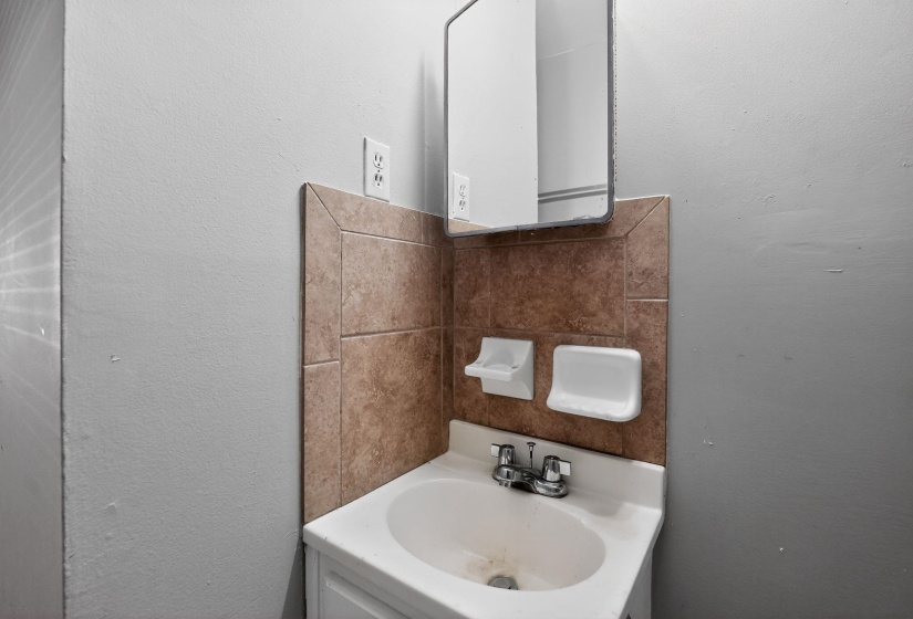 4955 STACEY DR, Memphis, Tennessee 38109, 3 Bedroom Bedrooms, 6 Room Rooms,1 BathroomBathrooms,Residential,For Sale,STACEY,0,10220616