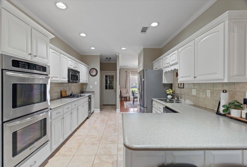 93 NOB HILL CV, Munford, Tennessee 38058, 5 Bedroom Bedrooms, 9 Room Rooms,3.1 BathroomBathrooms,Residential,For Sale,NOB HILL,0,10220621