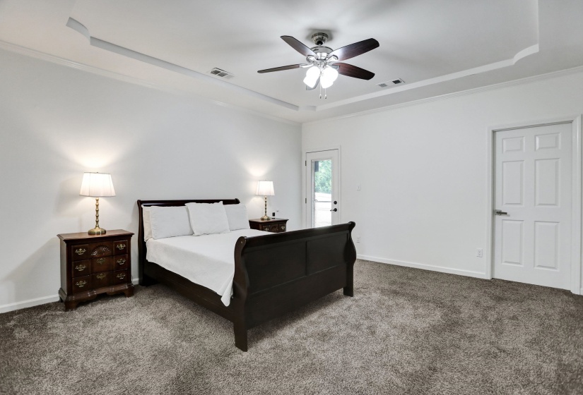 1039 AUTUMN OAKS CIR, Collierville, Tennessee 38017, 5 Bedrooms Bedrooms, 10 Rooms Rooms,3.1 BathroomsBathrooms,Residential,For Sale,AUTUMN OAKS,10220622