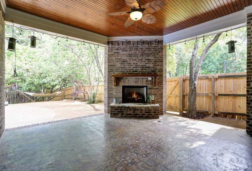 1039 AUTUMN OAKS CIR, Collierville, Tennessee 38017, 5 Bedrooms Bedrooms, 10 Rooms Rooms,3.1 BathroomsBathrooms,Residential,For Sale,AUTUMN OAKS,10220622