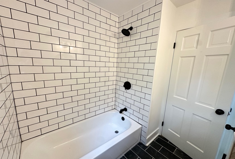 3330 MIDLAND AVE, Memphis, Tennessee 38111, 3 Bedroom Bedrooms, 7 Room Rooms,2 BathroomBathrooms,Residential,For Sale,MIDLAND,0,10218505