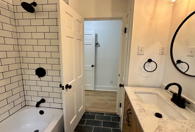 3330 MIDLAND AVE, Memphis, Tennessee 38111, 3 Bedroom Bedrooms, 7 Room Rooms,2 BathroomBathrooms,Residential,For Sale,MIDLAND,0,10218505