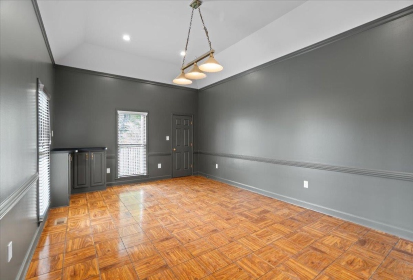 8778 POPLAR PIKE DR, Germantown, Tennessee 38138, 4 Bedroom Bedrooms, 2 Room Rooms,5.1 BathroomBathrooms,Residential,For Sale,POPLAR PIKE,0,10220631