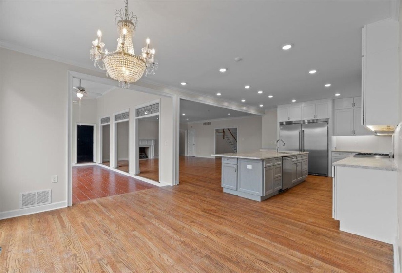 8778 POPLAR PIKE DR, Germantown, Tennessee 38138, 4 Bedroom Bedrooms, 2 Room Rooms,5.1 BathroomBathrooms,Residential,For Sale,POPLAR PIKE,0,10220631
