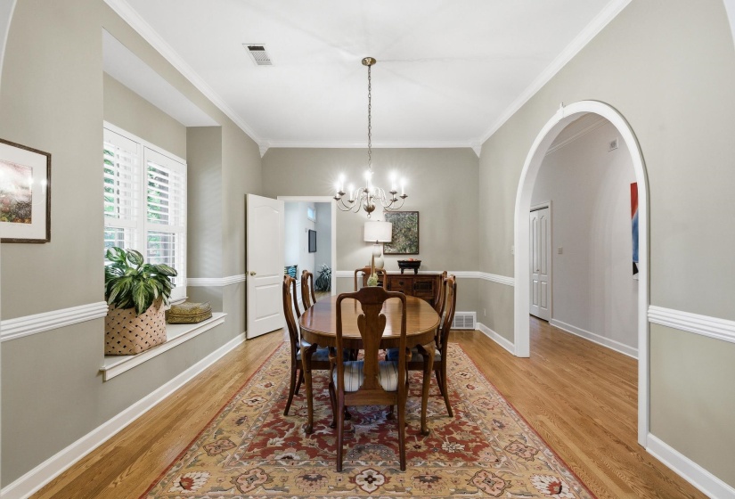 1716 CARRUTHERS PL, Memphis, Tennessee 38112, 3 Bedrooms Bedrooms, 7 Rooms Rooms,2 BathroomsBathrooms,Residential,For Sale,CARRUTHERS,10220656