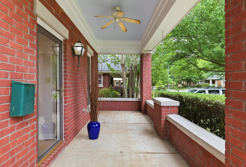 1716 CARRUTHERS PL, Memphis, Tennessee 38112, 3 Bedrooms Bedrooms, 7 Rooms Rooms,2 BathroomsBathrooms,Residential,For Sale,CARRUTHERS,10220656