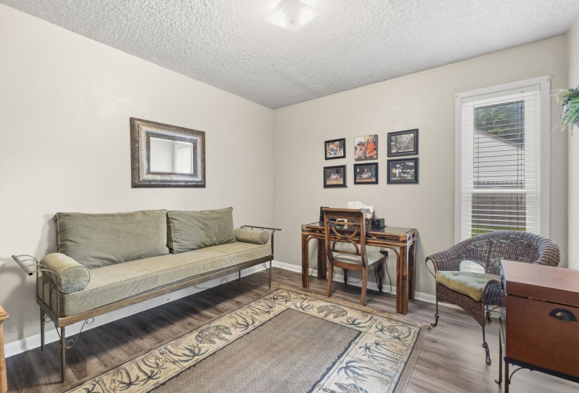 5609 ELMORE RD, Bartlett, Tennessee 38134, 3 Bedrooms Bedrooms, 6 Rooms Rooms,2 BathroomsBathrooms,Residential,For Sale,ELMORE,10220662