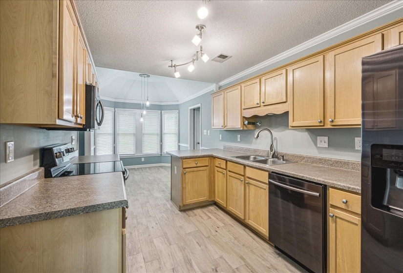7560 GREYSTONE OAKS AVE, Arlington, Tennessee 38002, 4 Bedrooms Bedrooms, 7 Rooms Rooms,2.1 BathroomsBathrooms,Residential,For Sale,GREYSTONE OAKS,10220663