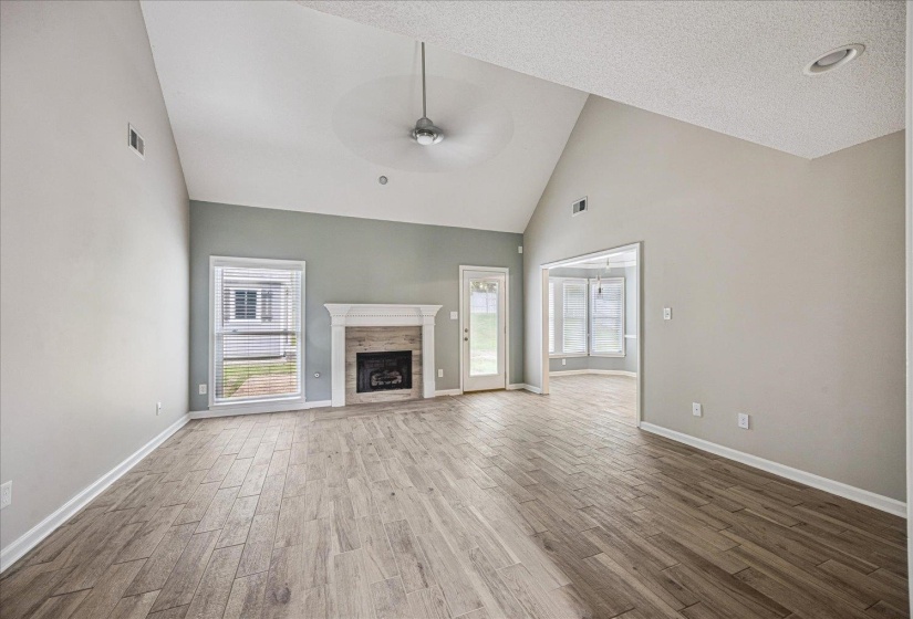 7560 GREYSTONE OAKS AVE, Arlington, Tennessee 38002, 4 Bedrooms Bedrooms, 7 Rooms Rooms,2.1 BathroomsBathrooms,Residential,For Sale,GREYSTONE OAKS,10220663
