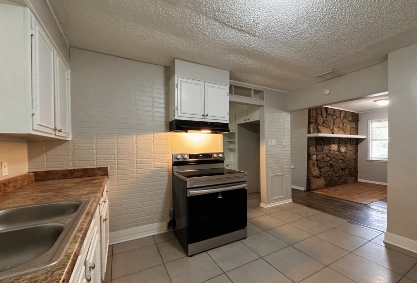 7786 SHAMROCK RD, Millington, Tennessee 38053, 3 Bedrooms Bedrooms, 5 Rooms Rooms,1.1 BathroomsBathrooms,Residential,For Sale,SHAMROCK,10220666