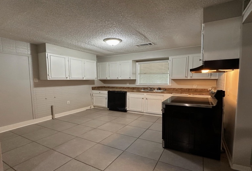 7786 SHAMROCK RD, Millington, Tennessee 38053, 3 Bedrooms Bedrooms, 5 Rooms Rooms,1.1 BathroomsBathrooms,Residential,For Sale,SHAMROCK,10220666