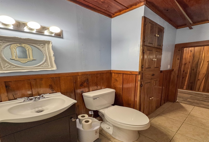 6205 179 HWY, Covington, Tennessee 38019, 4 Bedrooms Bedrooms, 7 Rooms Rooms,1 BathroomBathrooms,Residential,For Sale,179,10220667