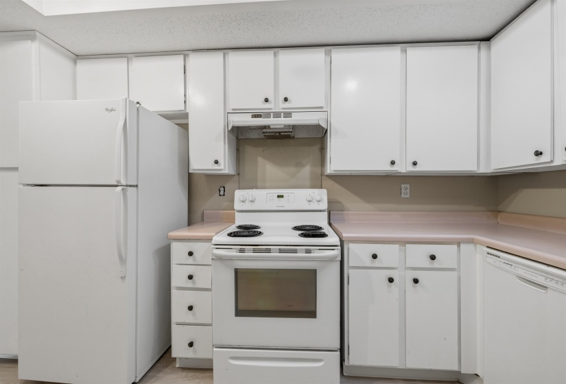 4743 AUDUBON VIEW DR, Memphis, Tennessee 38117, 2 Bedrooms Bedrooms, 5 Rooms Rooms,2 BathroomsBathrooms,Residential,For Sale,AUDUBON VIEW,10220668