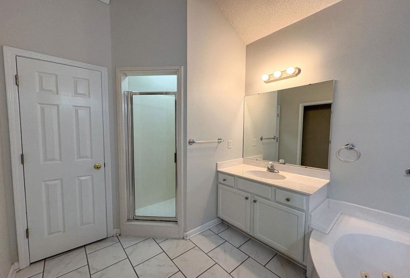 7465 DALWHINNIE TRL, Cordova, Tennessee 38018, 3 Bedrooms Bedrooms, 6 Rooms Rooms,2.1 BathroomsBathrooms,Residential,For Sale,DALWHINNIE,10220689