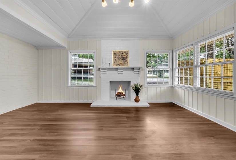 3189 HIGHLAND PARK PL, Memphis, Tennessee 38111, 4 Bedroom Bedrooms, 9 Room Rooms,3 BathroomBathrooms,Residential,For Sale,HIGHLAND PARK,0,10220713