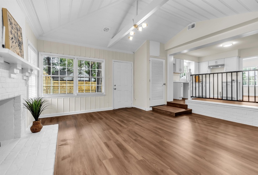 3189 HIGHLAND PARK PL, Memphis, Tennessee 38111, 4 Bedroom Bedrooms, 9 Room Rooms,3 BathroomBathrooms,Residential,For Sale,HIGHLAND PARK,0,10220713