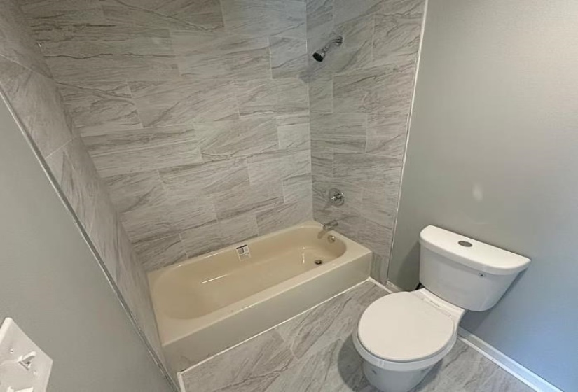 4995 STACEY RD, Memphis, Tennessee 38109, 3 Bedroom Bedrooms, 7 Room Rooms,2 BathroomBathrooms,Residential,For Sale,STACEY,0,10220378