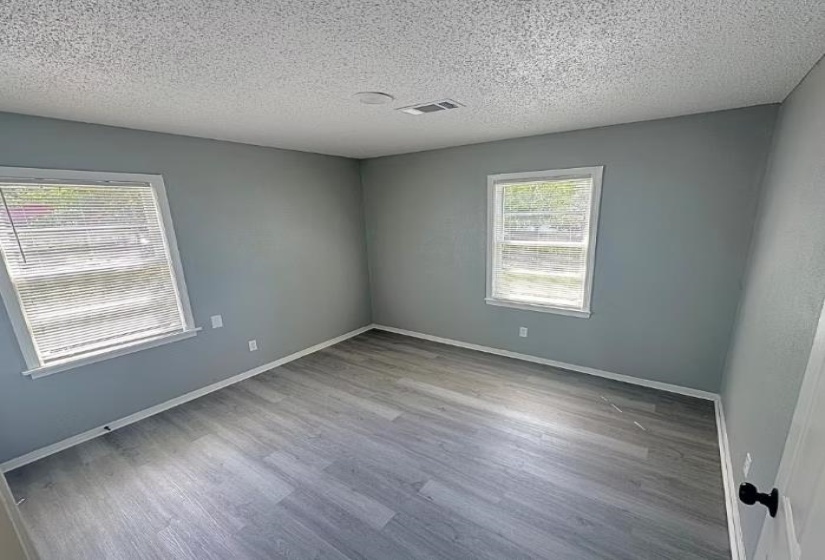 4995 STACEY RD, Memphis, Tennessee 38109, 3 Bedroom Bedrooms, 7 Room Rooms,2 BathroomBathrooms,Residential,For Sale,STACEY,0,10220378