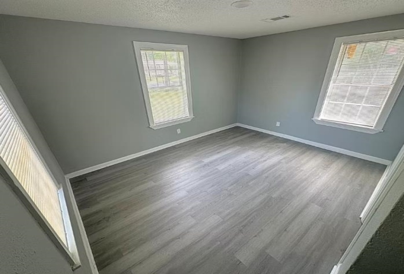 4995 STACEY RD, Memphis, Tennessee 38109, 3 Bedroom Bedrooms, 7 Room Rooms,2 BathroomBathrooms,Residential,For Sale,STACEY,0,10220378