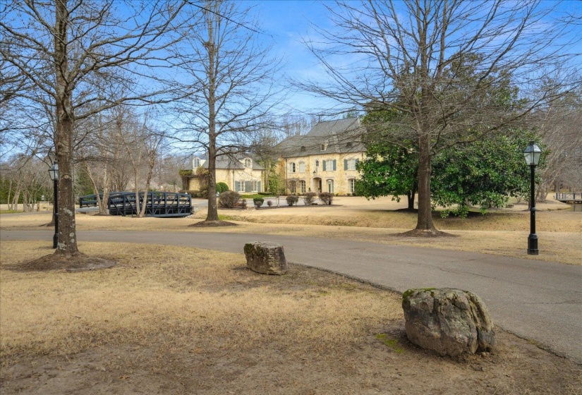 9504 DOGWOOD RD, Germantown, Tennessee 38139, 6 Bedrooms Bedrooms, 15 Rooms Rooms,6.2 BathroomsBathrooms,Residential,For Sale,DOGWOOD,10220727