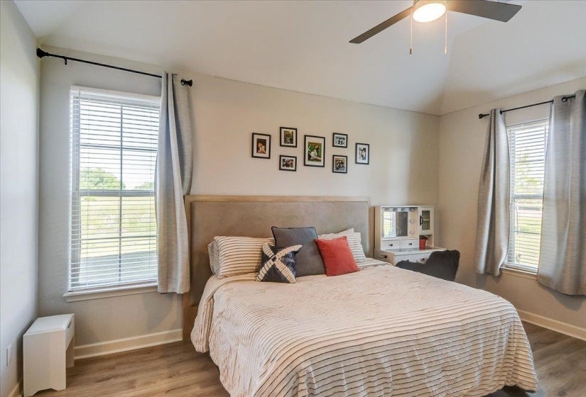 8705 BEDFORDSHIRE DR, Bartlett, Tennessee 38133, 3 Bedroom Bedrooms, 8 Room Rooms,2 BathroomBathrooms,Residential,For Sale,BEDFORDSHIRE,0,10220730
