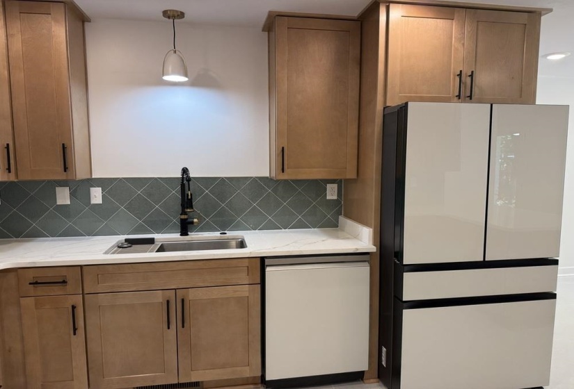 2118 HUNDRED OAKS CV, Germantown, Tennessee 38139, 4 Bedroom Bedrooms, 9 Room Rooms,2.1 BathroomBathrooms,Residential,For Sale,HUNDRED OAKS,0,10220735
