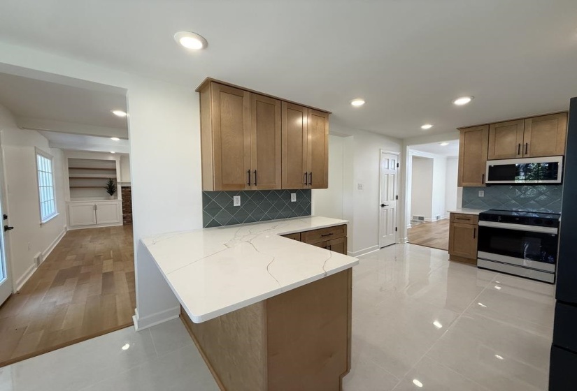 2118 HUNDRED OAKS CV, Germantown, Tennessee 38139, 4 Bedroom Bedrooms, 9 Room Rooms,2.1 BathroomBathrooms,Residential,For Sale,HUNDRED OAKS,0,10220735