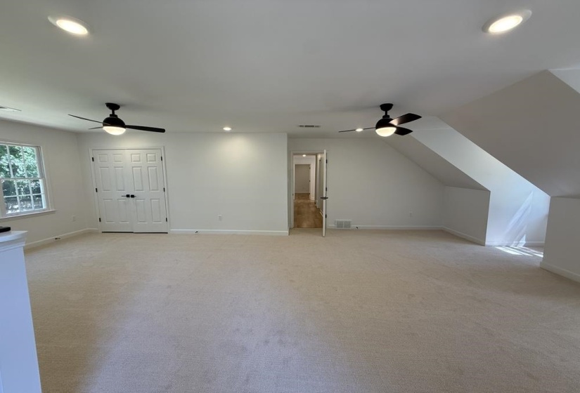 2118 HUNDRED OAKS CV, Germantown, Tennessee 38139, 4 Bedroom Bedrooms, 9 Room Rooms,2.1 BathroomBathrooms,Residential,For Sale,HUNDRED OAKS,0,10220735