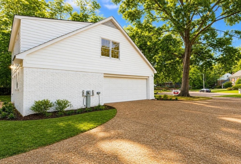 2118 HUNDRED OAKS CV, Germantown, Tennessee 38139, 4 Bedroom Bedrooms, 9 Room Rooms,2.1 BathroomBathrooms,Residential,For Sale,HUNDRED OAKS,0,10220735