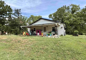 701 CIRCLE HILL DR, Selmer, Tennessee 38375-1259, 2 Bedroom Bedrooms, 5 Room Rooms,1 BathroomBathrooms,Residential,For Sale,CIRCLE HILL,0,10220749