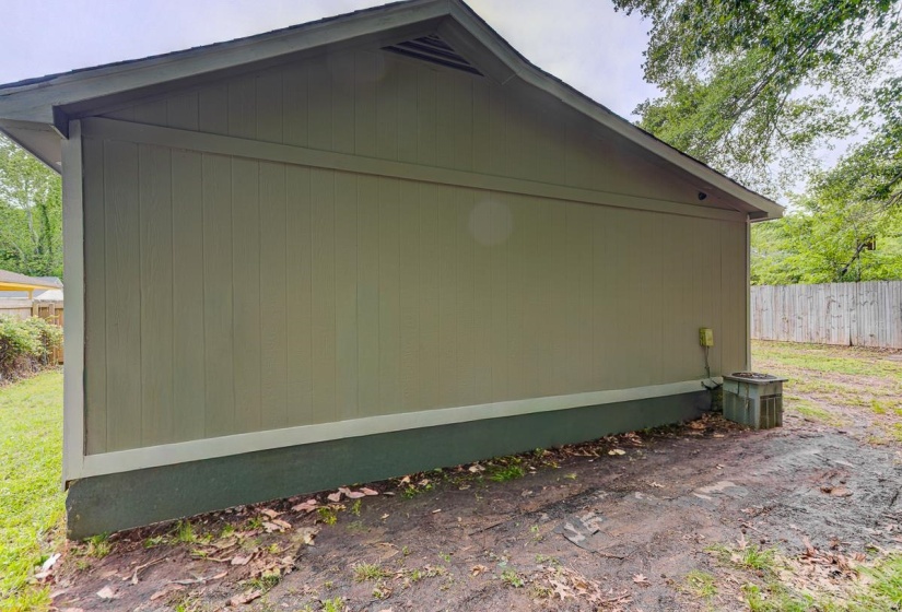 5054 GULL RD, Memphis, Tennessee 38109, 5 Bedrooms Bedrooms, 9 Rooms Rooms,2 BathroomsBathrooms,Residential,For Sale,GULL,10220752