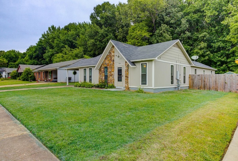 5054 GULL RD, Memphis, Tennessee 38109, 5 Bedrooms Bedrooms, 9 Rooms Rooms,2 BathroomsBathrooms,Residential,For Sale,GULL,10220752