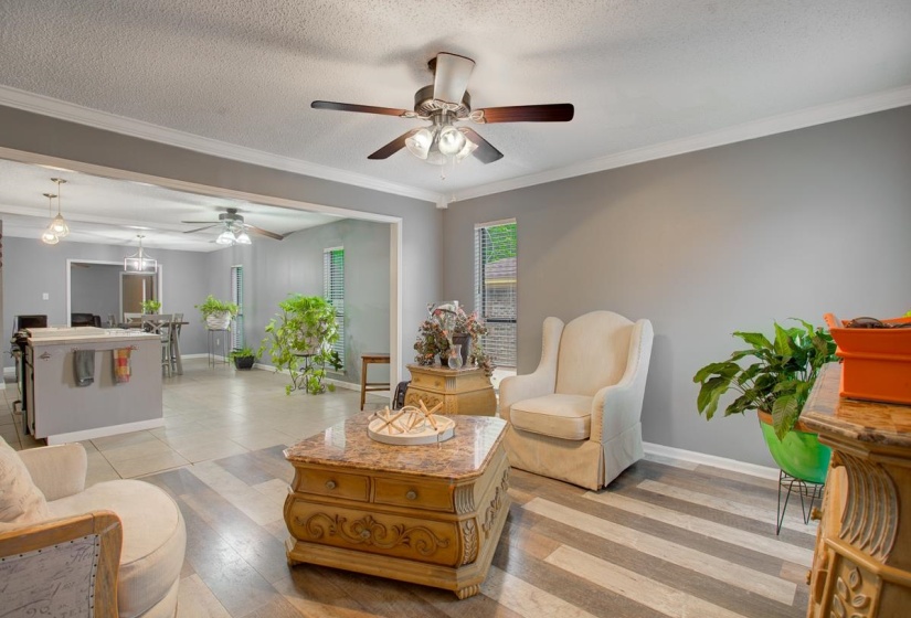 5054 GULL RD, Memphis, Tennessee 38109, 5 Bedrooms Bedrooms, 9 Rooms Rooms,2 BathroomsBathrooms,Residential,For Sale,GULL,10220752