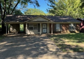 3245 SINCLAIR DR, Memphis, Tennessee 38127, 3 Bedrooms Bedrooms, 5 Rooms Rooms,1.1 BathroomsBathrooms,Residential,For Sale,SINCLAIR,10220761