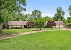 3748 OLD BROWNSVILLE RD, Memphis, Tennessee 38135, 5 Bedrooms Bedrooms, 10 Rooms Rooms,4 BathroomsBathrooms,Residential,For Sale,OLD BROWNSVILLE,10220772