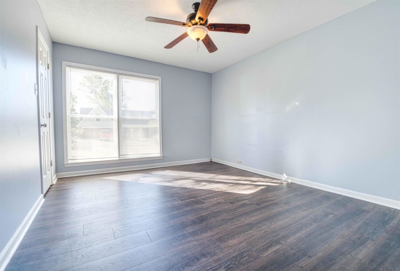 6348 EASTBRIER DR, Bartlett, Tennessee 38135, 5 Bedrooms Bedrooms, 7 Rooms Rooms,3 BathroomsBathrooms,Residential,For Sale,EASTBRIER,10220776