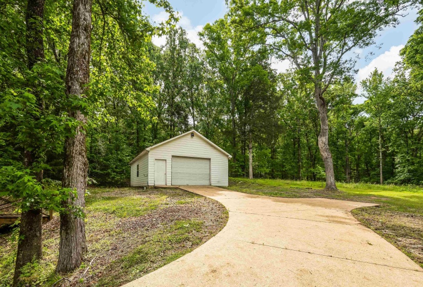 315 DEERFIELD CV, Somerville, Tennessee 38068, 4 Bedrooms Bedrooms, 8 Rooms Rooms,3.1 BathroomsBathrooms,Residential,For Sale,DEERFIELD,10220780