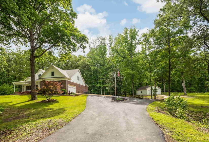 315 DEERFIELD CV, Somerville, Tennessee 38068, 4 Bedrooms Bedrooms, 8 Rooms Rooms,3.1 BathroomsBathrooms,Residential,For Sale,DEERFIELD,10220780