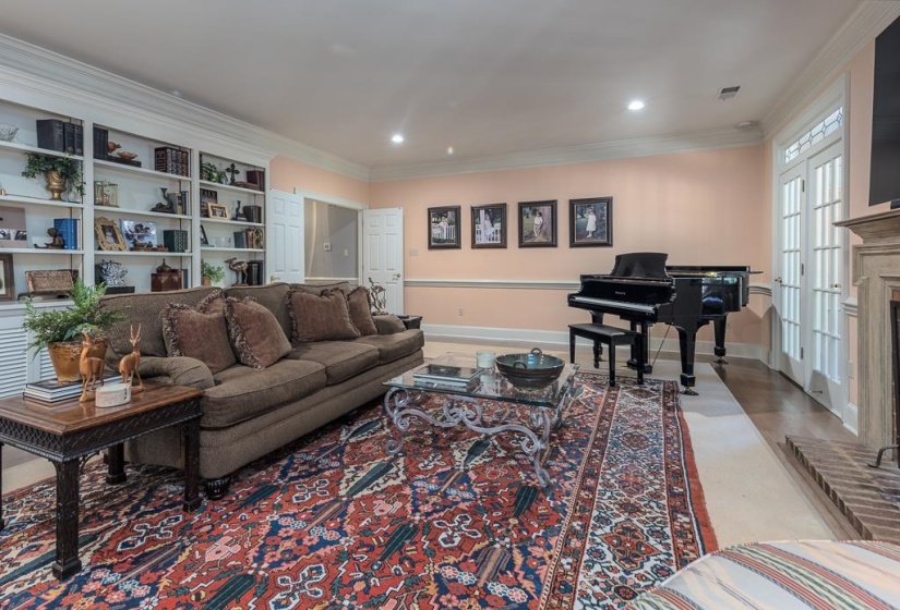 6362 MASSEY HILL RD, Memphis, Tennessee 38120, 3 Bedrooms Bedrooms, 7 Rooms Rooms,2.1 BathroomsBathrooms,Residential,For Sale,MASSEY HILL,10220791