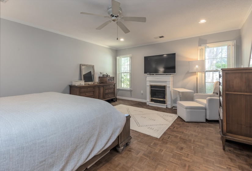2839 HONEY TREE DR, Germantown, Tennessee 38138, 4 Bedrooms Bedrooms, 8 Rooms Rooms,2.1 BathroomsBathrooms,Residential,For Sale,HONEY TREE,10220794