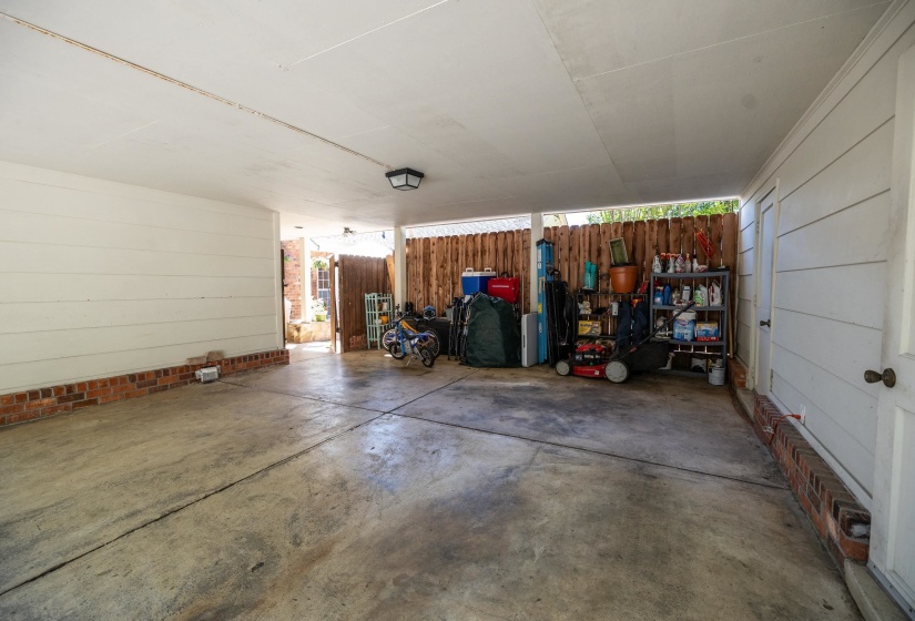 2839 HONEY TREE DR, Germantown, Tennessee 38138, 4 Bedrooms Bedrooms, 8 Rooms Rooms,2.1 BathroomsBathrooms,Residential,For Sale,HONEY TREE,10220794