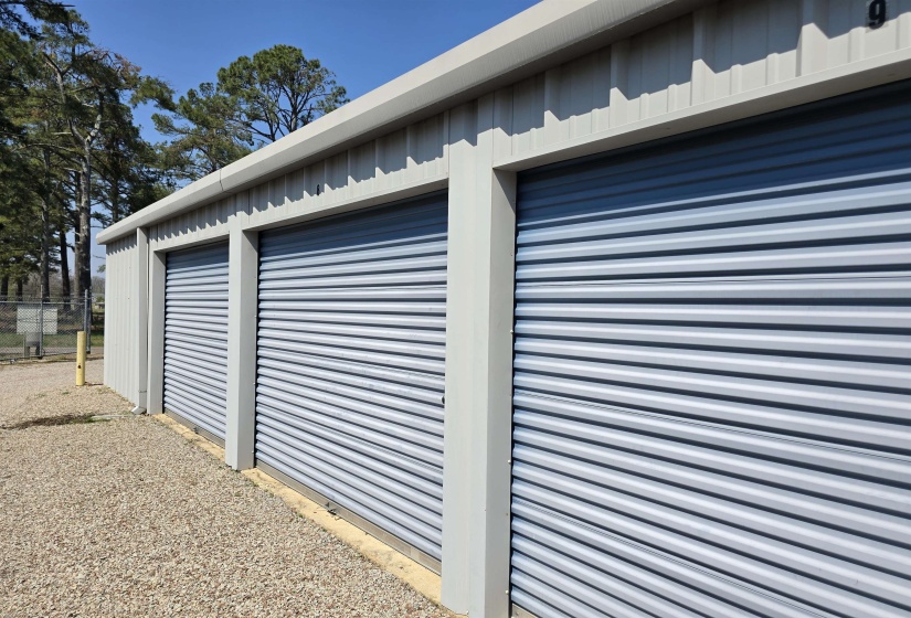 360 BLACK PL, Savannah, Tennessee 38372, ,Commercial/industrial,For Sale,BLACK,10220811