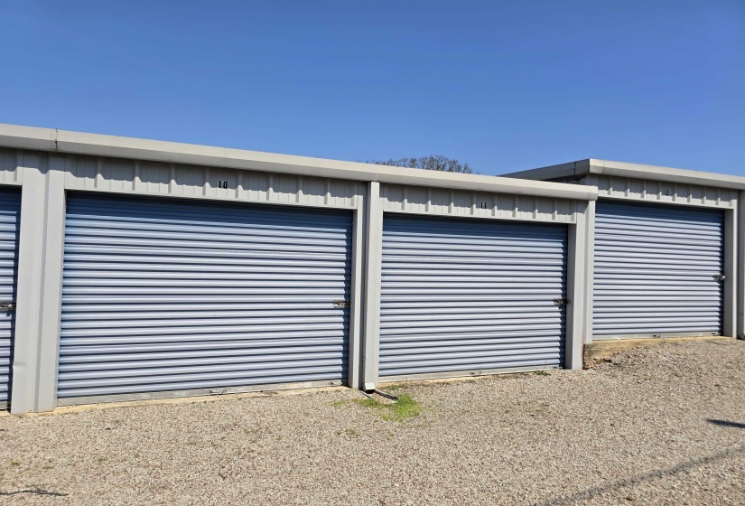 360 BLACK PL, Savannah, Tennessee 38372, ,Commercial/industrial,For Sale,BLACK,10220811